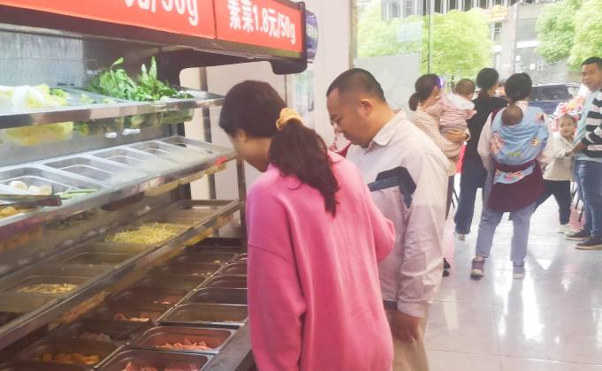 冒菜加盟店裝修應(yīng)該要注意什么？