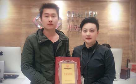 江蘇的韓先生剛剛榮升超級奶爸