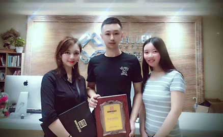 重慶代先生成功與帽牌貨冒菜簽約