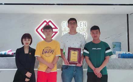 向先生提議開家帽牌貨冒菜加盟店