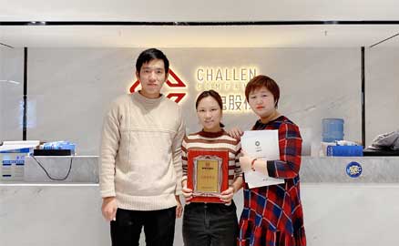 安康的陳先生夫妻選擇加盟帽牌貨冒菜