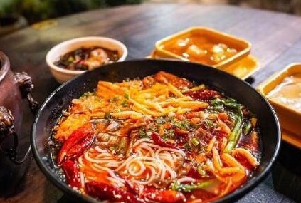 四川冒菜加盟要多少錢？加盟細節(jié)與費用分析