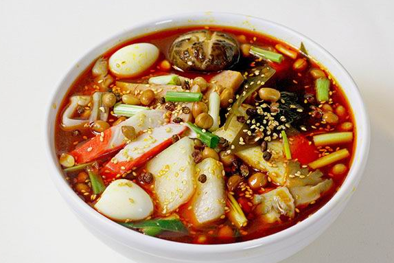 成都冒菜加盟費，如何開一家成功的冒菜店