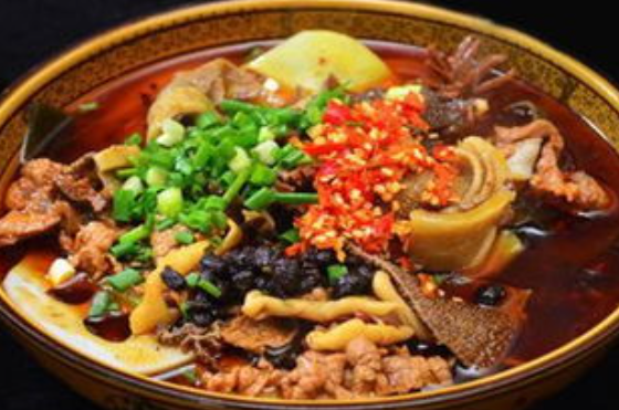 鄉(xiāng)鎮(zhèn)上開個冒菜咋樣