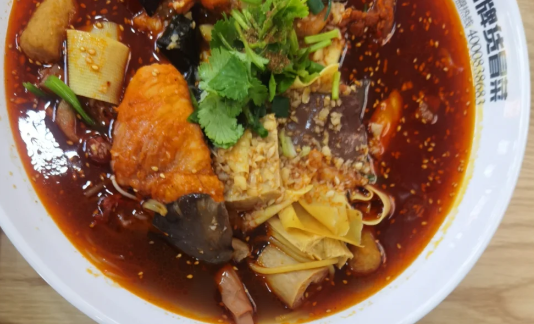 開(kāi)一家帽牌貨麻辣燙有哪些流程呢