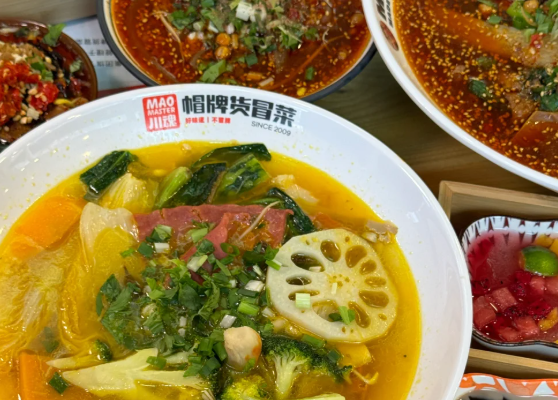 開一家麻辣燙店大概需要多少錢，帽哥告訴你