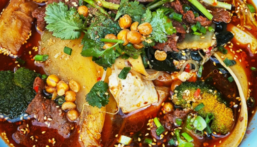 新疆開冒菜店能火嗎？帽牌貨這樣做本地人常來