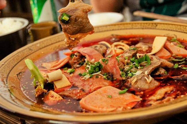 學(xué)冒菜技術(shù)培訓(xùn)多少錢，了解冒菜培訓(xùn)班的費(fèi)用和課程內(nèi)容